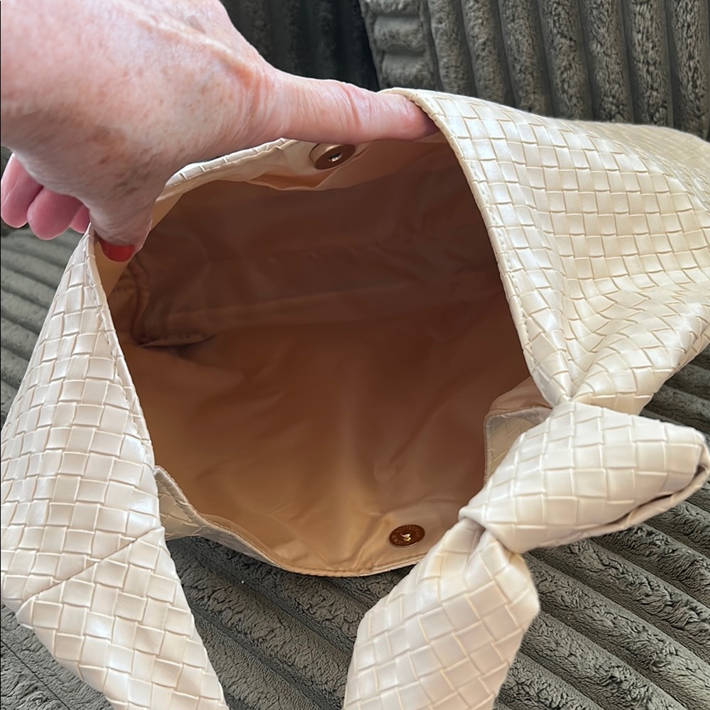 Elegant Cream Woven Tote Shoulder Bag Handbag ⭐️ Brand New ⭐️ Unused ⭐️ NWOT - Picture 6 of 8